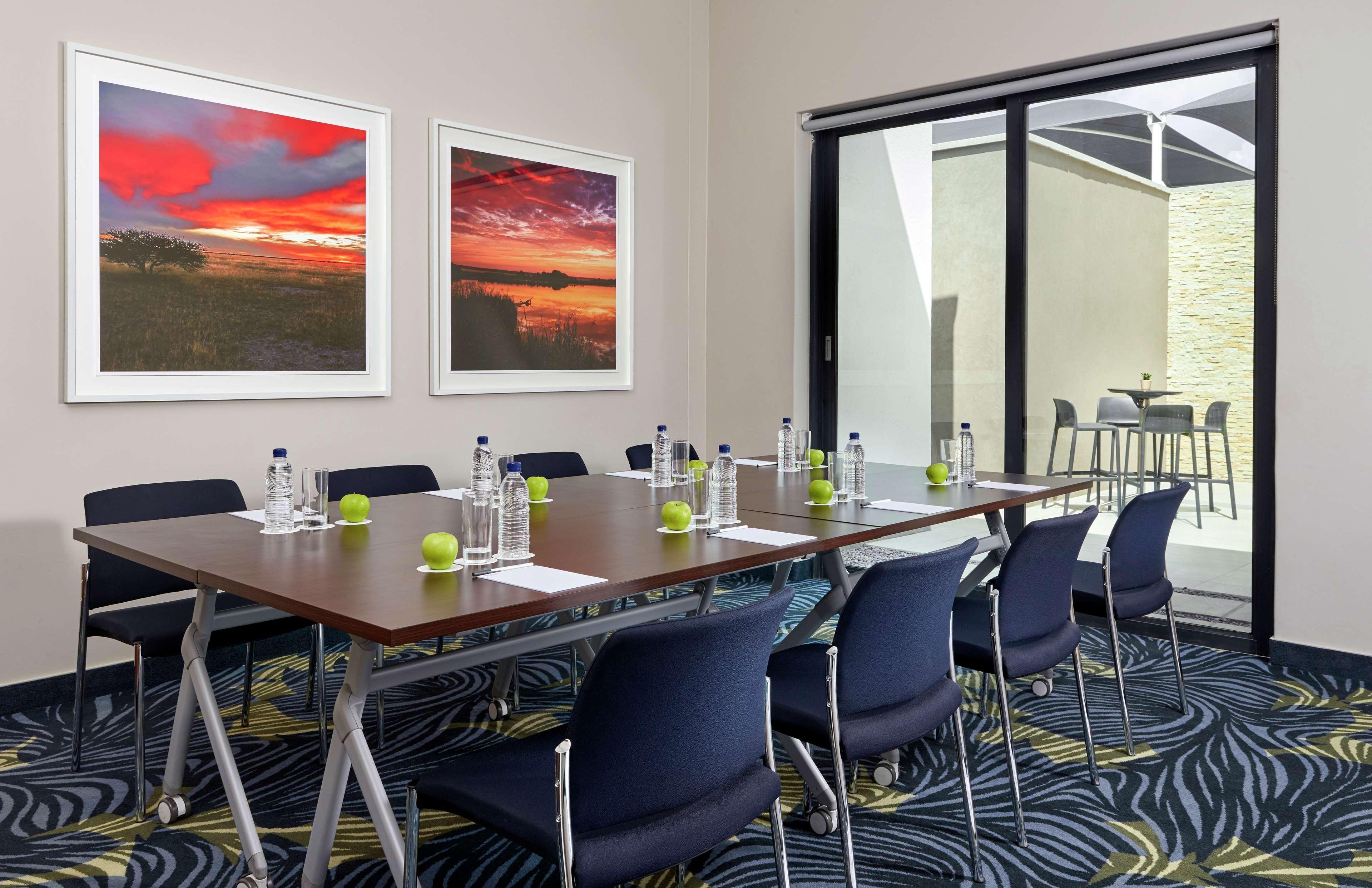 Hilton Garden Inn Gaborone, Botswana Eksteriør billede
